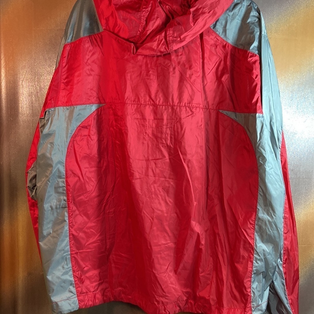 Extremely Lightweight Pack Able Eddie Bauer Windb… - image 5